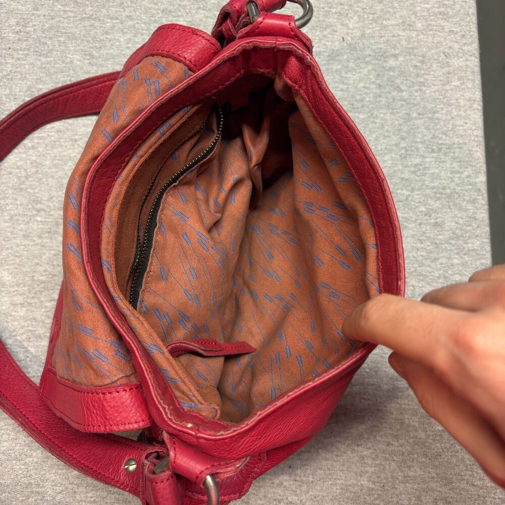 Pink Liebeskind Berlin Leather Shoulder Bag - Picture 6 of 16